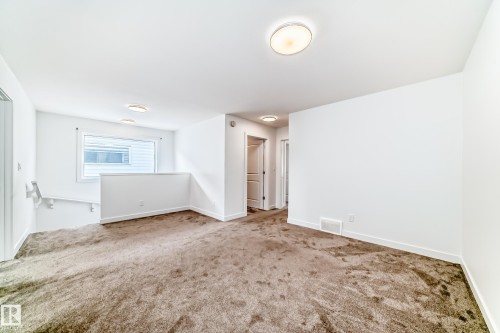 48 5122 213A Street, Edmonton, AB 