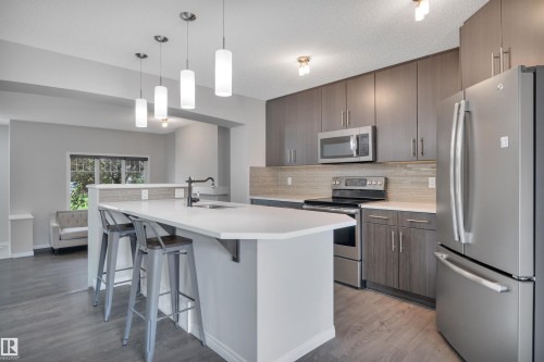 2801 Coughlan Green Green, Edmonton, AB 