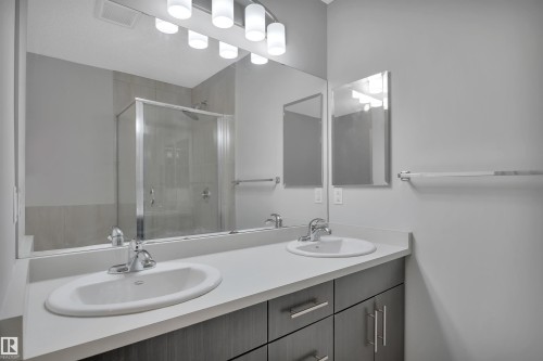 2801 Coughlan Green Green, Edmonton, AB 