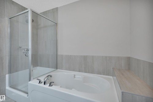 2801 Coughlan Green Green, Edmonton, AB 