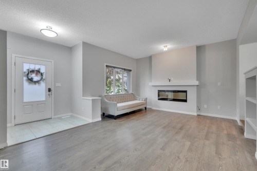 2801 Coughlan Green Green, Edmonton, AB 