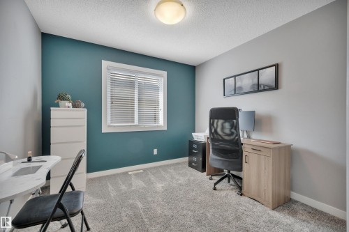 14 Mckenzie Close, Leduc, AB 