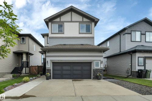 14 Mckenzie Close, Leduc, AB 