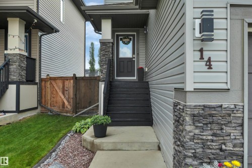14 Mckenzie Close, Leduc, AB 