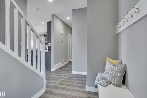 14 Mckenzie Close, Leduc, AB 