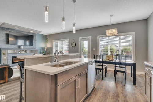 14 Mckenzie Close, Leduc, AB 