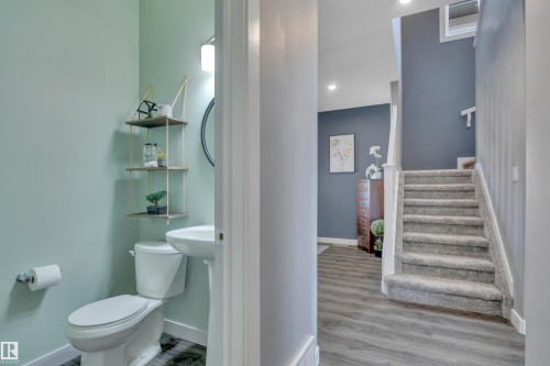 14 Mckenzie Close, Leduc, AB 