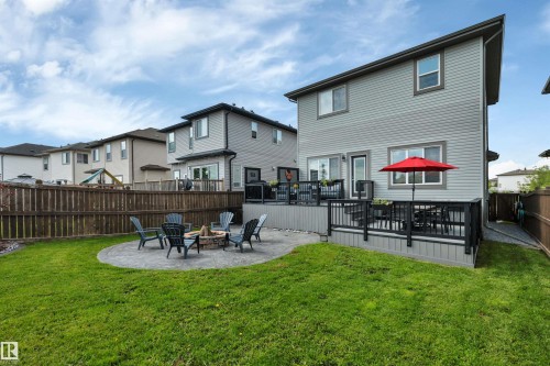 14 Mckenzie Close, Leduc, AB 