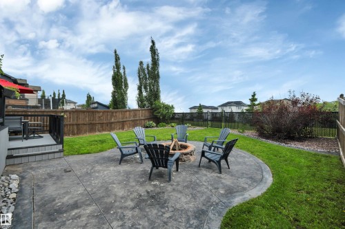 14 Mckenzie Close, Leduc, AB 