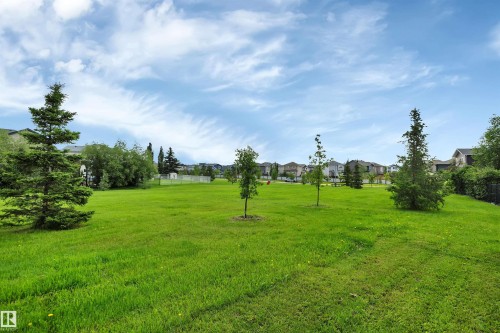 14 Mckenzie Close, Leduc, AB 