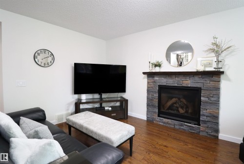 20 Aberdeen Way, Stony Plain, AB 