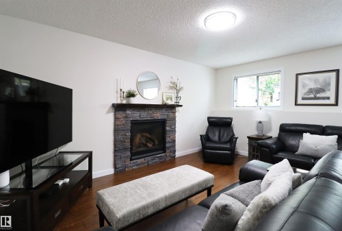 20 Aberdeen Way, Stony Plain, AB 
