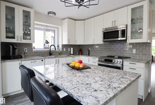 20 Aberdeen Way, Stony Plain, AB 