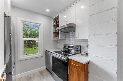 10947 116 Street, Edmonton, AB 