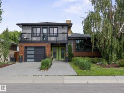8822 161 Street  Edmonton, AB T5R 2L2