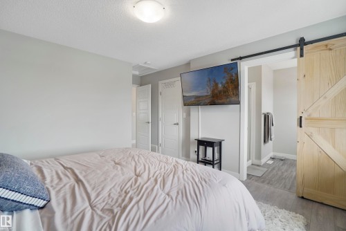 2082 Wonnacott Way, Edmonton, AB - Indoor Photo Showing Bedroom