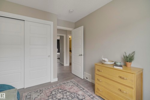 2082 Wonnacott Way, Edmonton, AB - Indoor