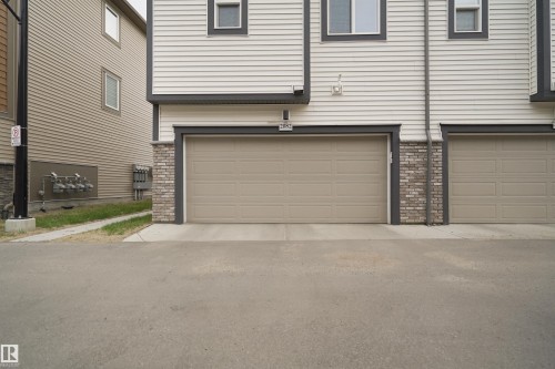 2082 Wonnacott Way, Edmonton, AB - Outdoor With Exterior