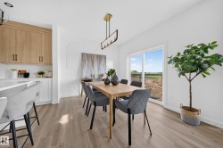 Dining area - 