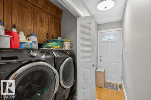 18312 67 Avenue, Edmonton, AB - Indoor Photo Showing Laundry Room