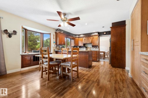 2 Lauriston Place, St. Albert, AB 