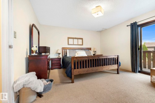 2 Lauriston Place, St. Albert, AB 