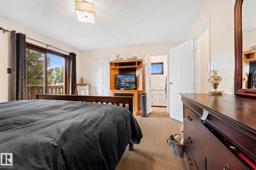 2 Lauriston Place, St. Albert, AB 