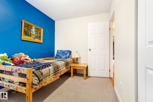 2 Lauriston Place, St. Albert, AB 