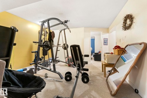 2 Lauriston Place, St. Albert, AB 
