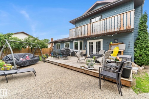 2 Lauriston Place, St. Albert, AB 