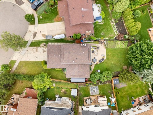 2 Lauriston Place, St. Albert, AB 