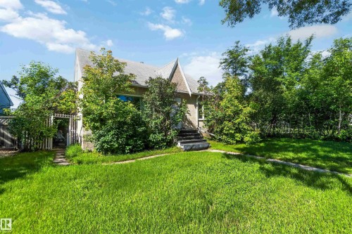 12943 Sherbrooke Avenue, Edmonton, AB 