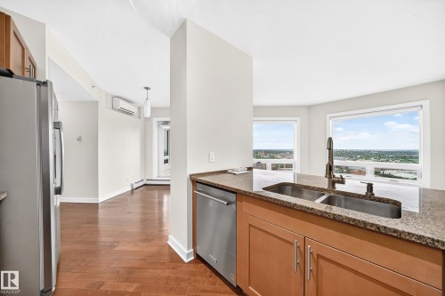 2804 10152 104 Street, Edmonton, AB 
