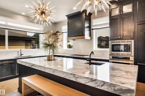 5530 Chegwin Point(E), Edmonton, AB 