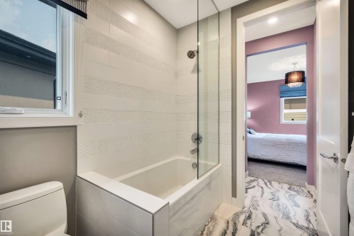 5530 Chegwin Point(E), Edmonton, AB 