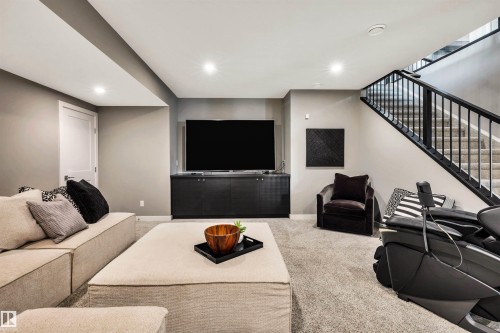 5530 Chegwin Point(E), Edmonton, AB 