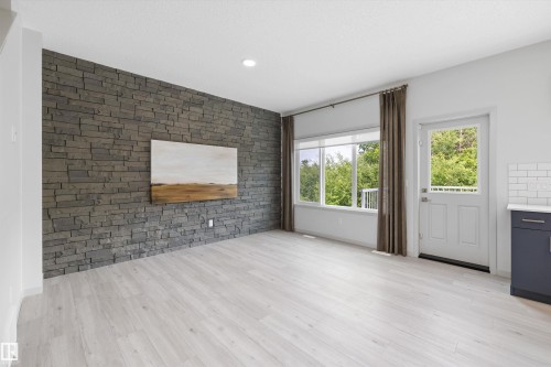 17431 7 Street, Edmonton, AB 