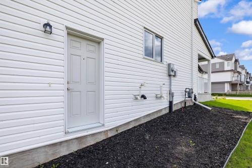 17431 7 Street, Edmonton, AB 