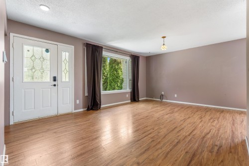 5212 46 Street, Wabamun, AB 