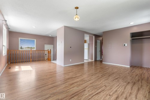 5212 46 Street, Wabamun, AB 