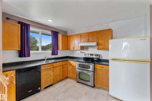 5212 46 Street, Wabamun, AB 