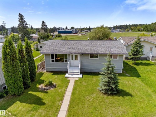 5212 46 Street, Wabamun, AB 