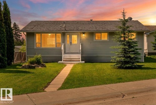 5212 46 Street, Wabamun, AB 