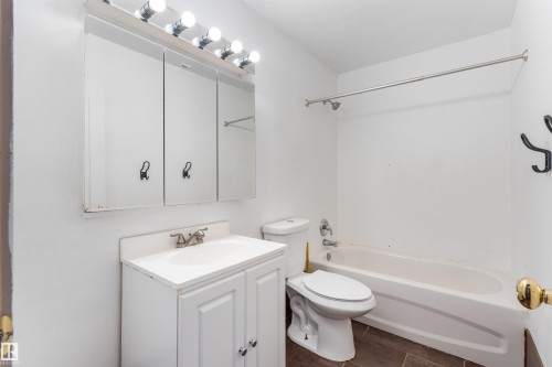5212 46 Street, Wabamun, AB 