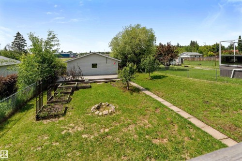 5212 46 Street, Wabamun, AB 