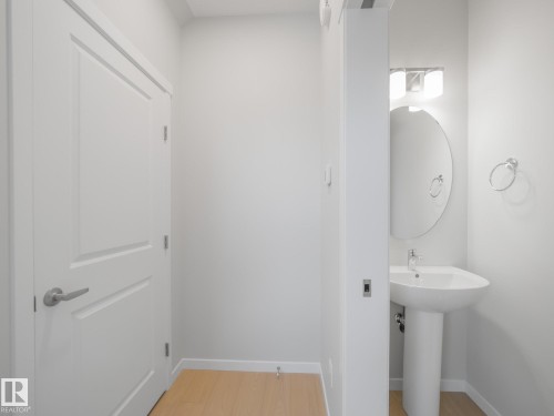 326 172 Avenue, Edmonton, AB - Indoor Photo Showing Bathroom