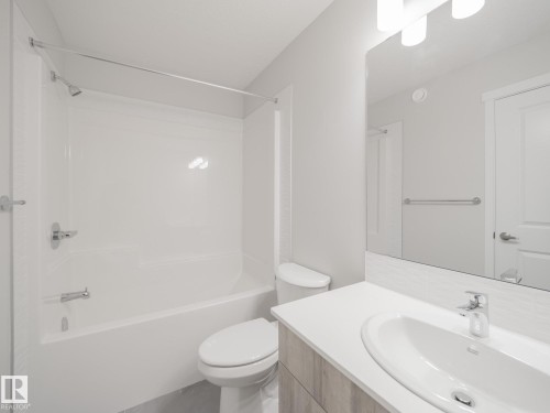 326 172 Avenue, Edmonton, AB - Indoor Photo Showing Bathroom