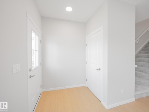 326 172 Avenue, Edmonton, AB - Indoor Photo Showing Other Room