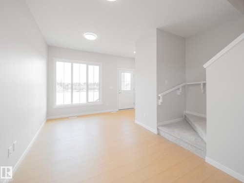 326 172 Avenue, Edmonton, AB - Indoor Photo Showing Other Room