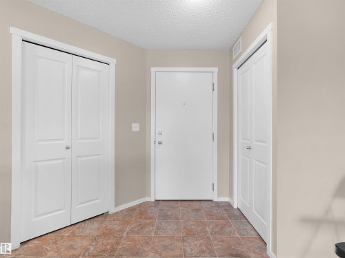 211 3207 James Mowatt Trail, Edmonton, AB 